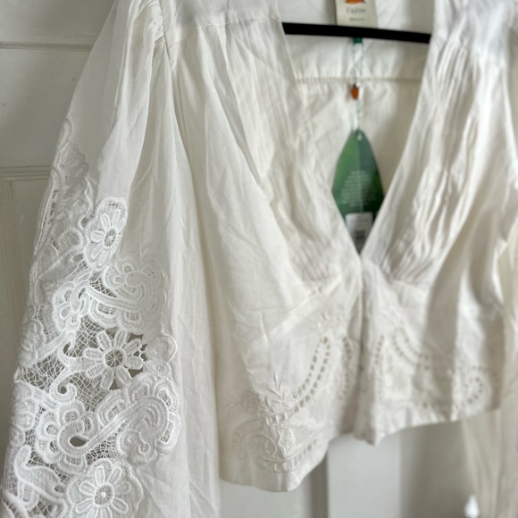 Farm Rio Lace Blouse - Picture 7 of 10